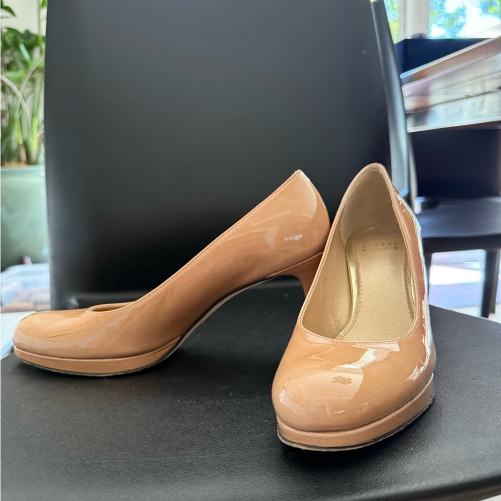 Elegant Tan Stuart Weitzman Women's Pumps